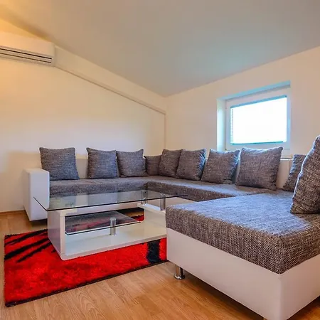 Holiday House Inda * Medulin